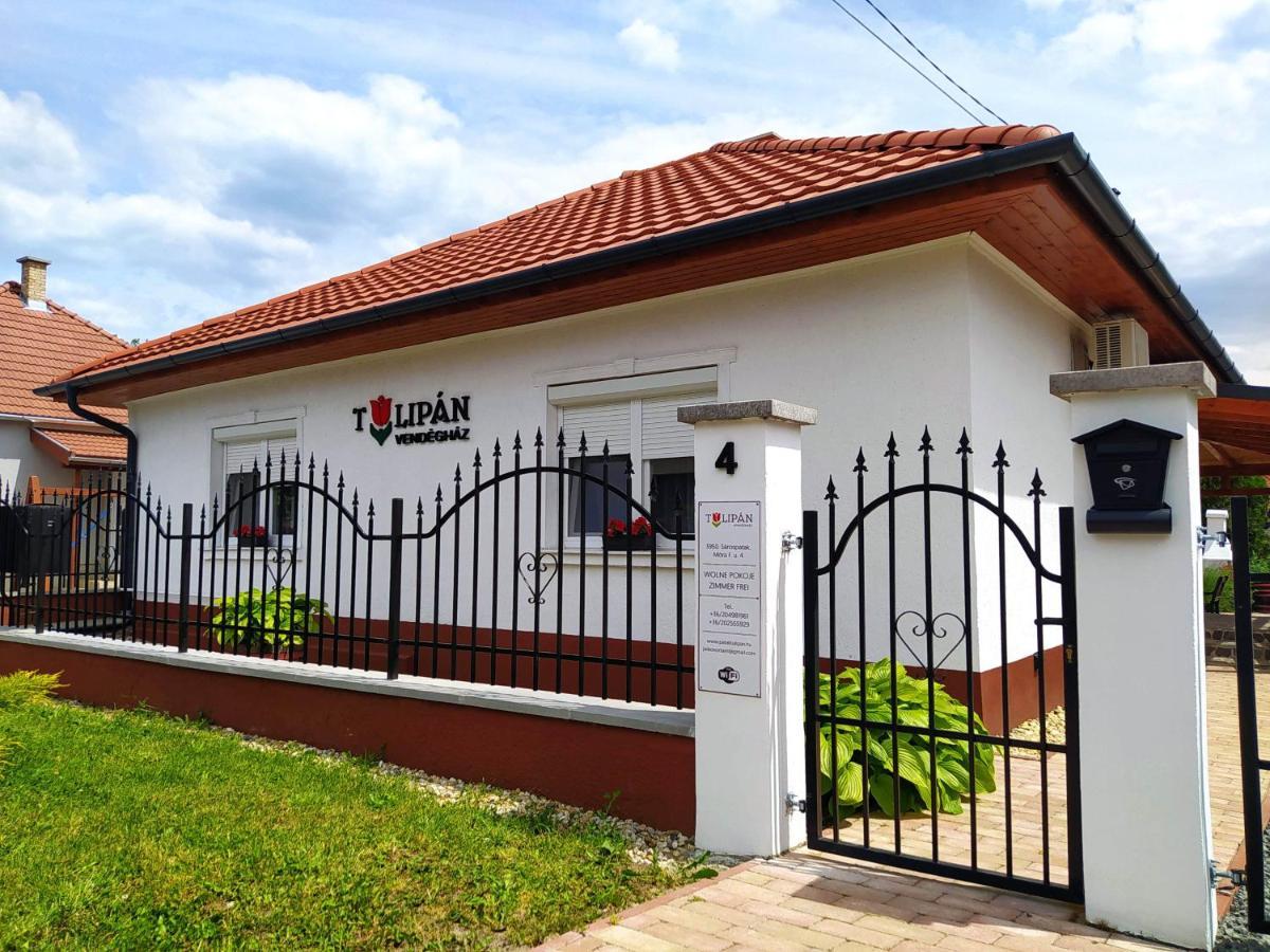 Tulipan Vendeghaz Apartment Sarospatak Bagian luar foto